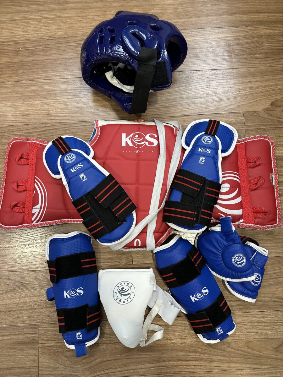 Equipo de protección para artes marciales, KOS